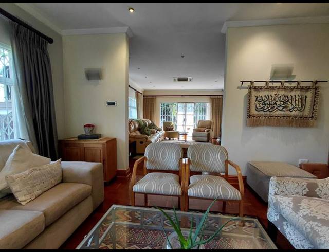 6 BEDROOM HOUSE FOR SALE IN SHERWOOD